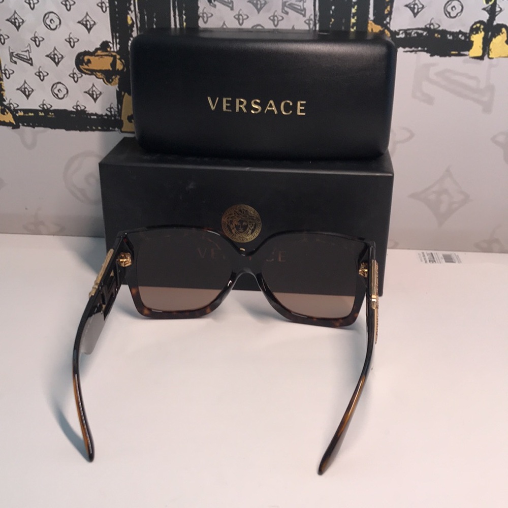 NEW AUTHENTIC Versace Tortoise Shell Sunglasses VE4402 8788 - Picture 9 of 16